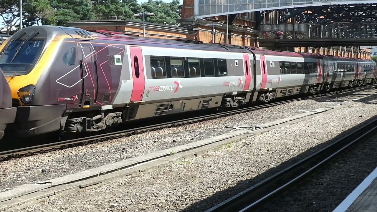 Trains at: Bournemouth - 28 July, 2021