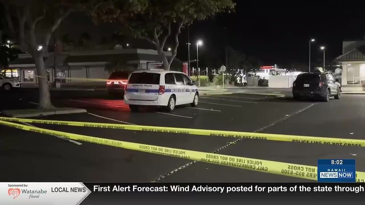 Two mainland visitors shot in Kapolei, police search for suspect