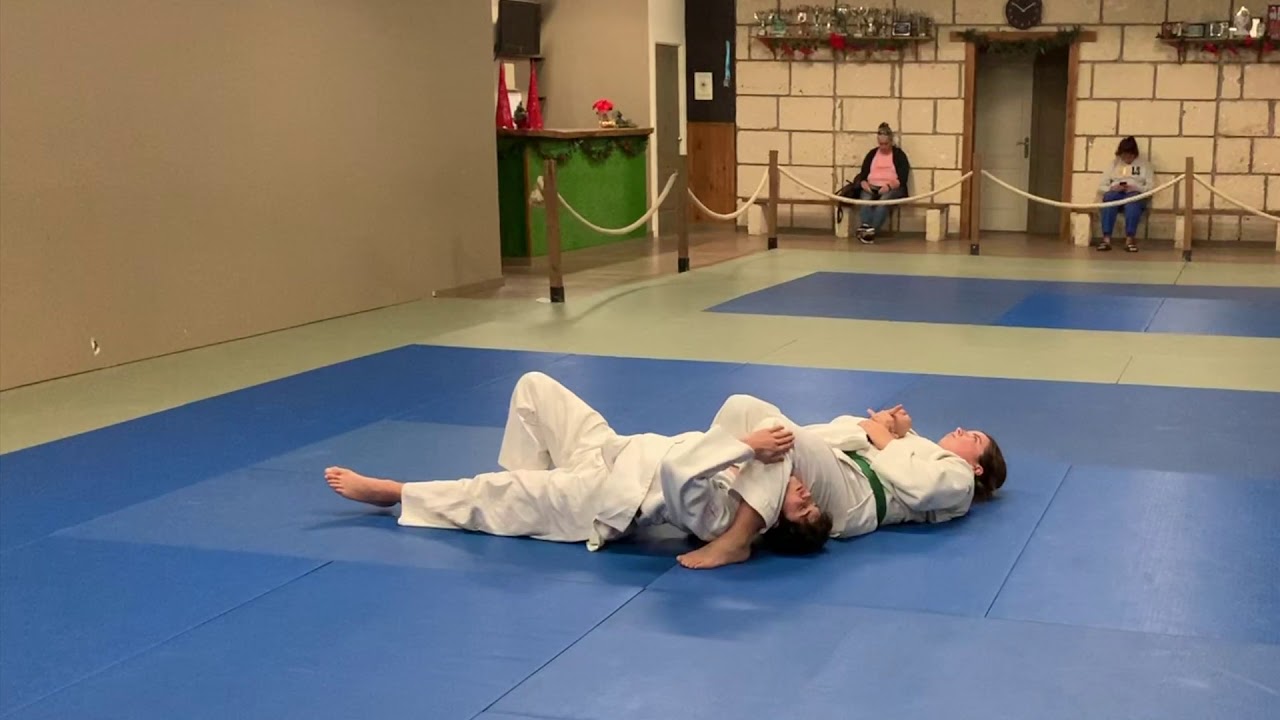 EXÁMEN AZUL JUDO AMANDA HERNÁNDEZ DOJO ATIS TIRMA