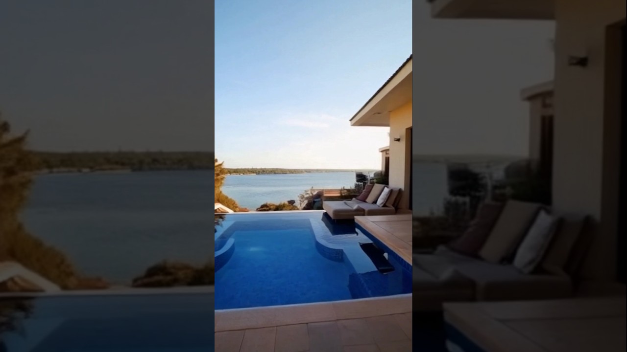 Luxury Waterfront Property 