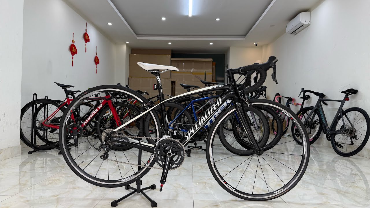 Xe Road Specialized lỗ 70% Amira Sách tay Chính Hãng Mỹ Khung carbon,Gr Shimano Japan Ultegra R6800 