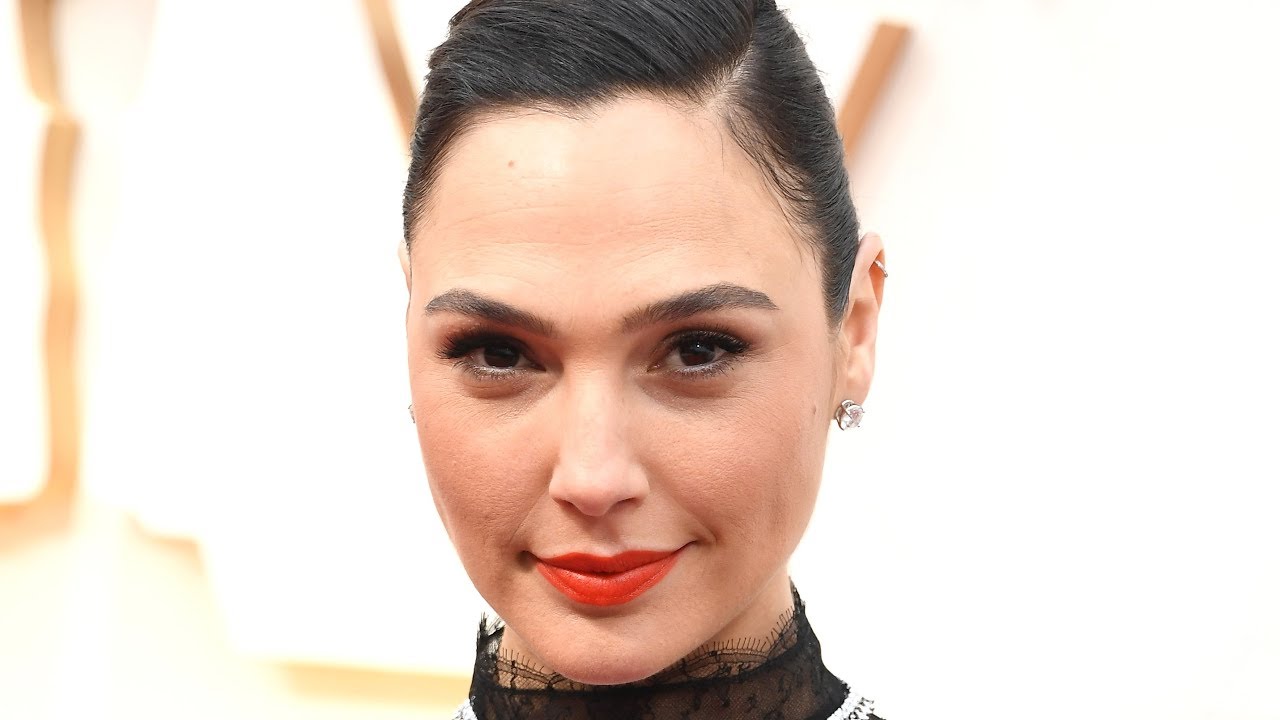 Coronavirus: Gal Gadot, Natalie Portman, Zoe Kravitz and others sing 'Imagine' to lift spirits