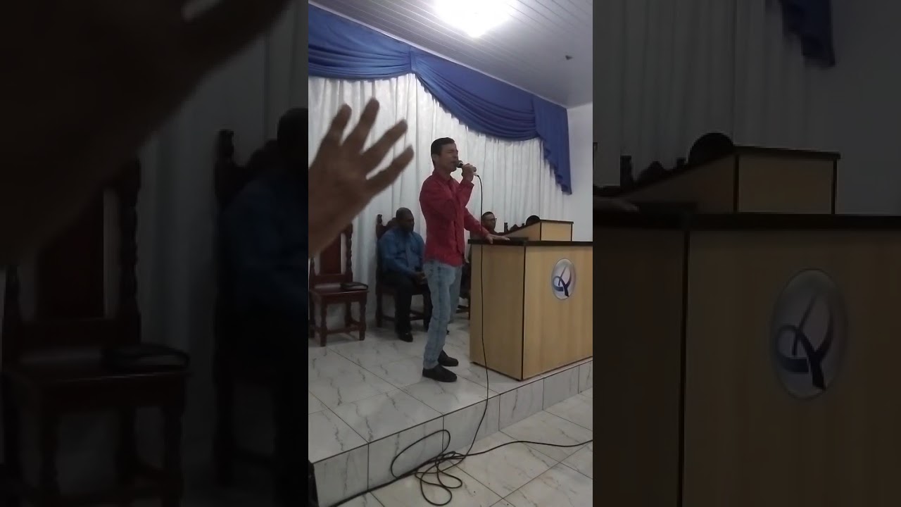 CANTOR craldinei Rodrigues cantando o hino do PB CANTOR daniel inacio