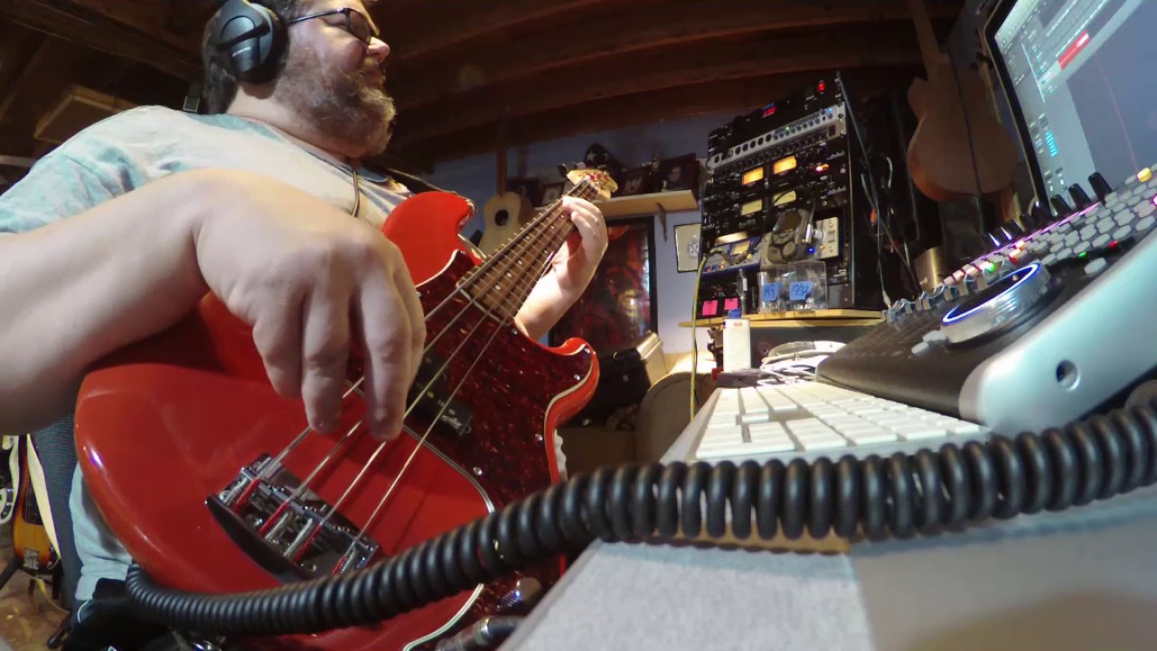 Thomastik Infeld JF344 Flatwound strings on a Mighty Mite 