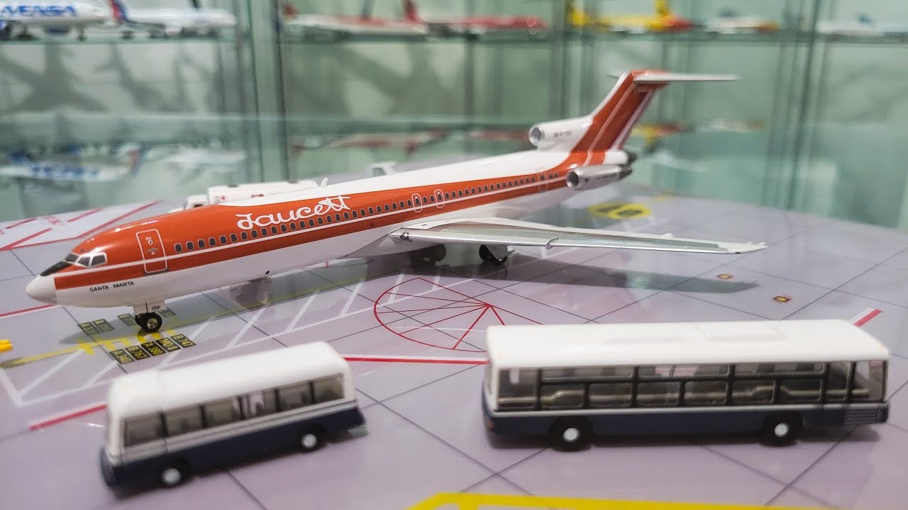 Boeing 727-200 Faucett Perú  OB-R-1301 Inflight200 | Name Santa Marta