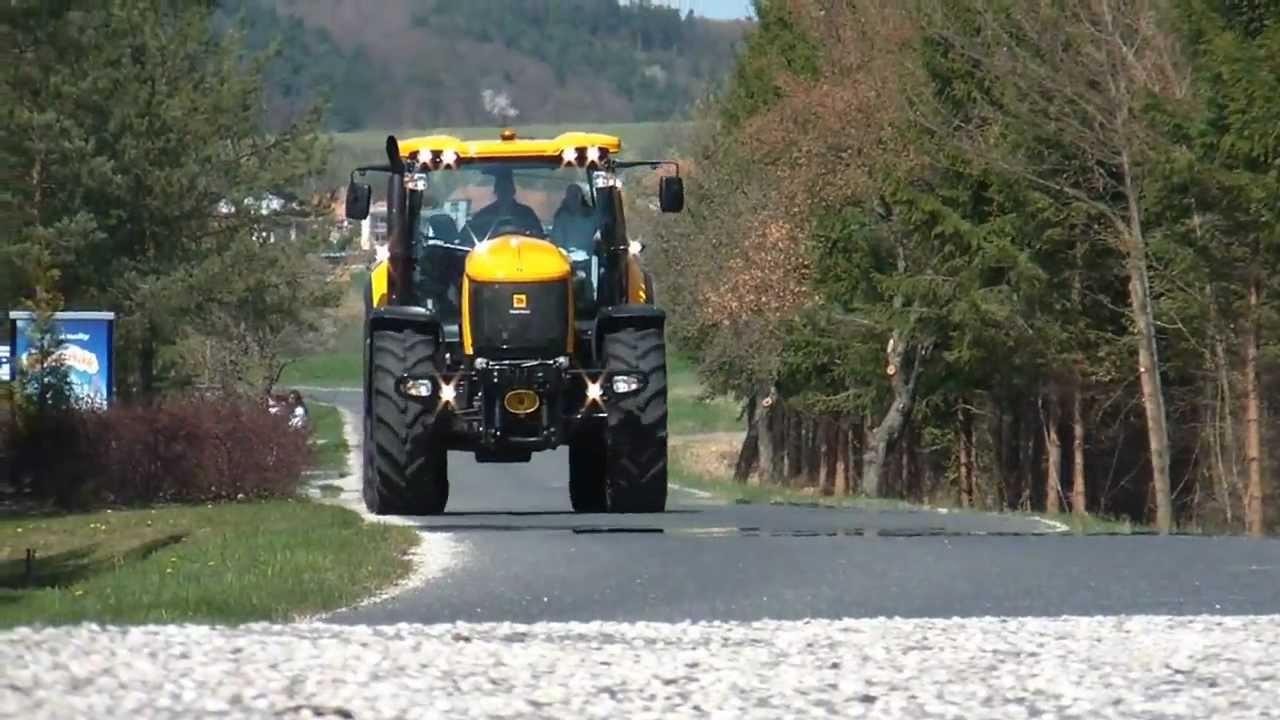 JCB jízdy