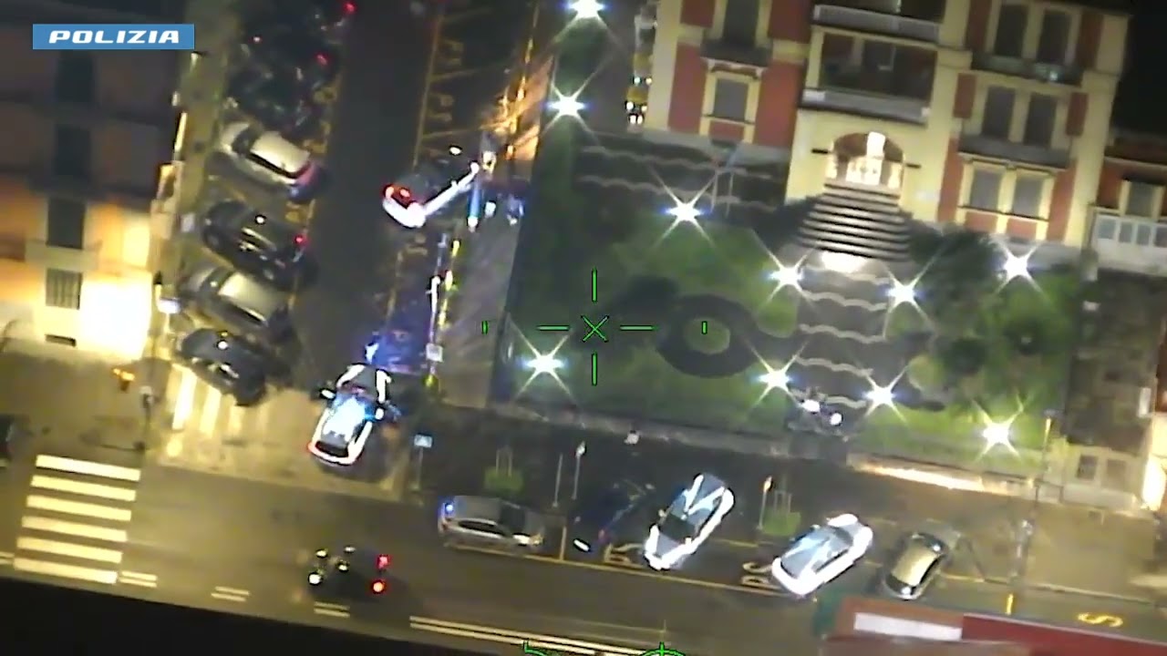 Camorra: a Napoli 11 arresti per spaccio di droga