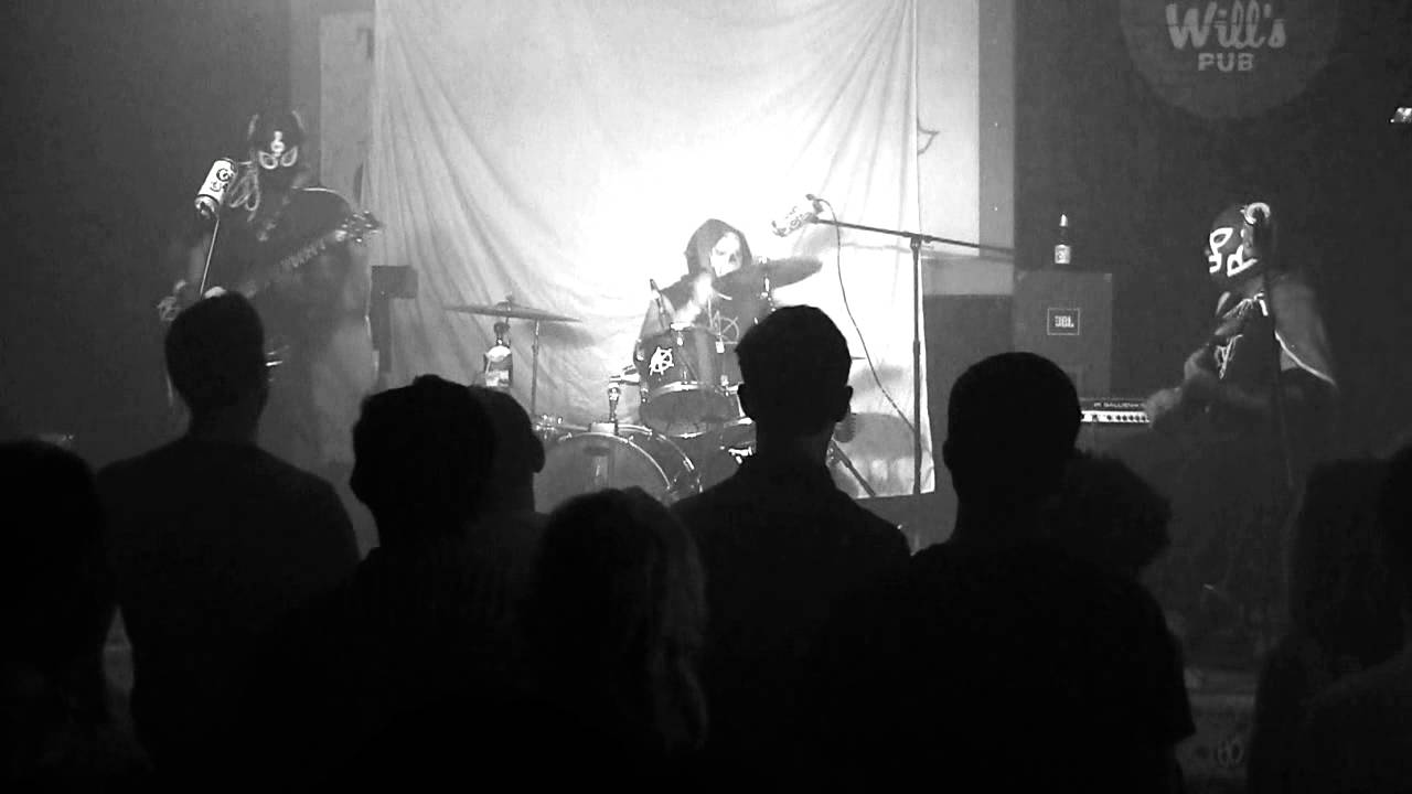 Awesome and the Ass Kickers at Wills Pub - Part 2