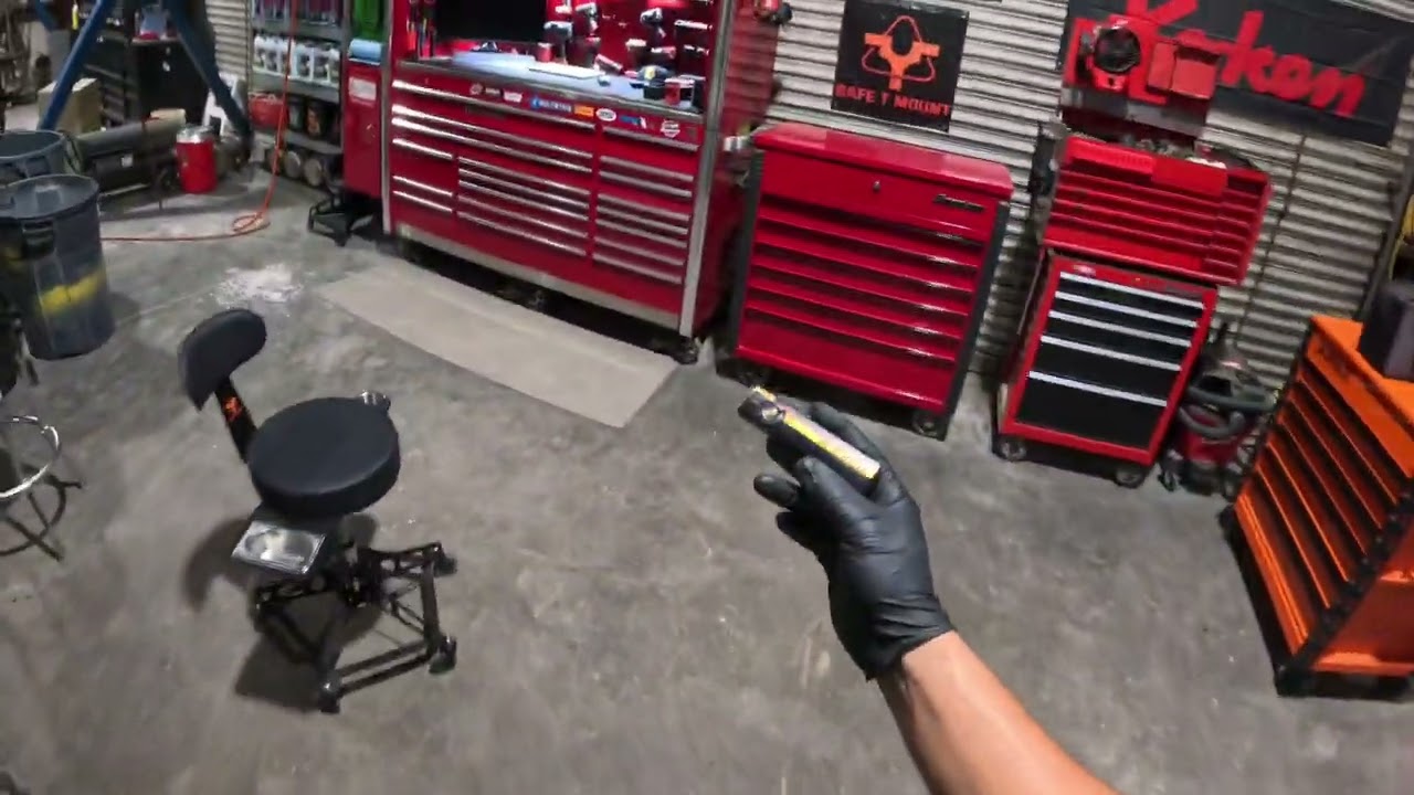 My favorite EDC Mechanics Light @olight_world