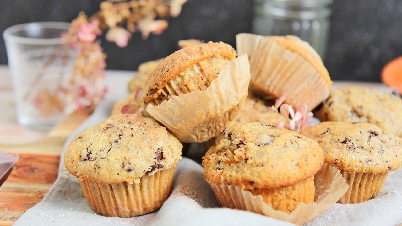 Laura Vitale Makes The Best Chocolate Chip Muffins