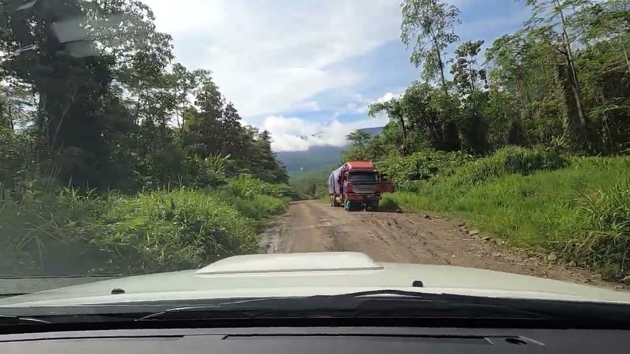 CABARAN PERJALANAN KE LONG PASIA