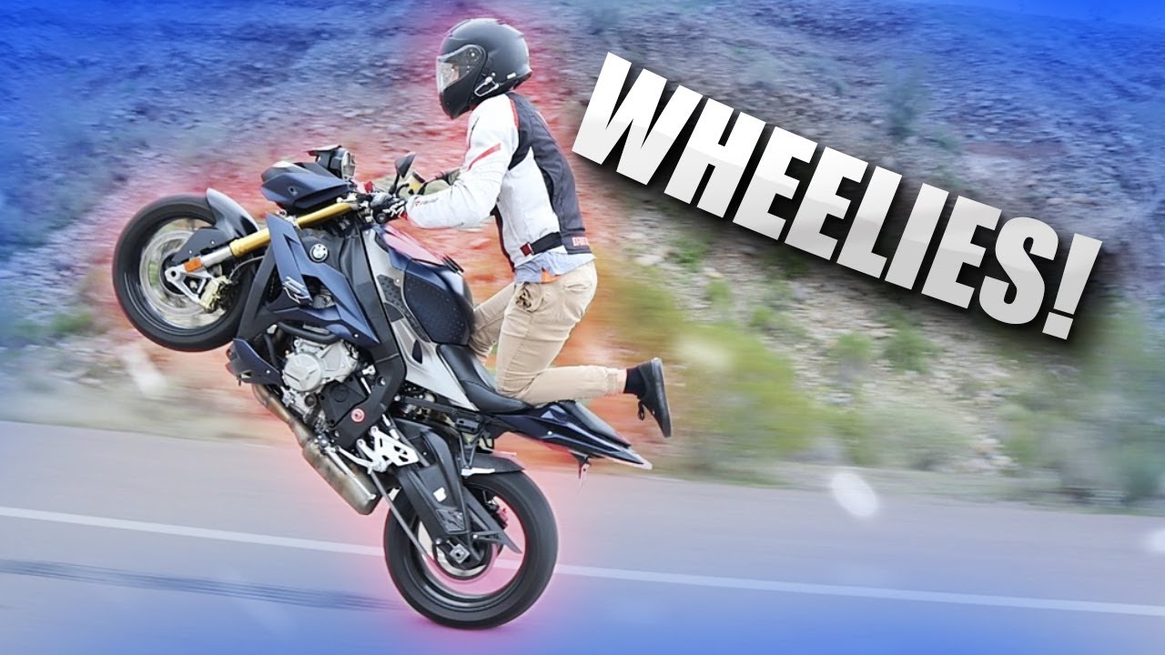 BMW S1000R Riding Around On One Wheel! [Motovlog 338]