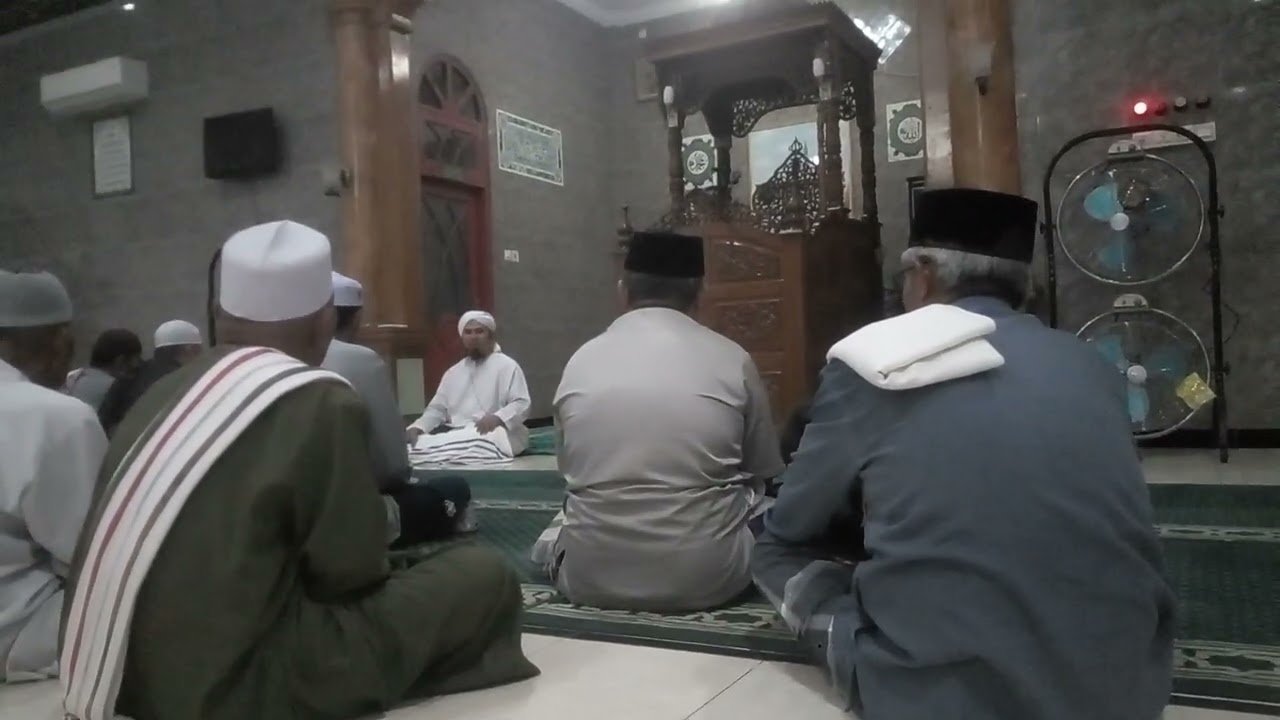 Kuliah subuh edisi bulan ramadhan masjid al akbar teluk bayur 