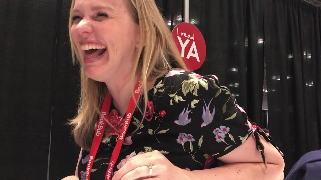 BookCon 2018 - Kasie West Interview