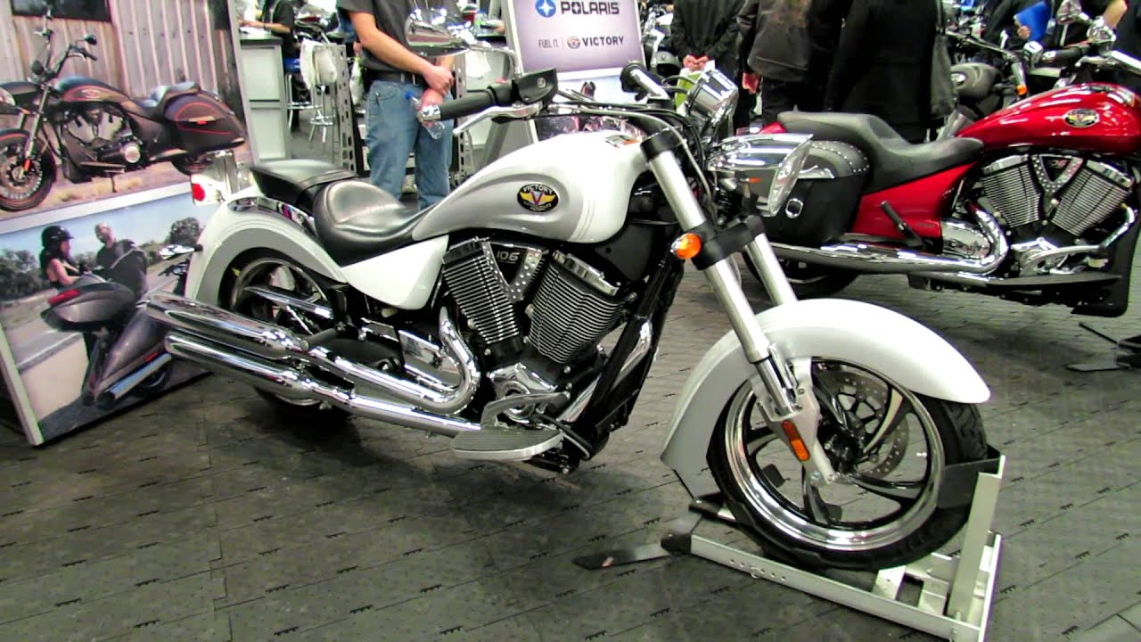 2012 Victory Kingpin at 2012 Montreal Motorcycle Show - Salon de la Moto de Montreal