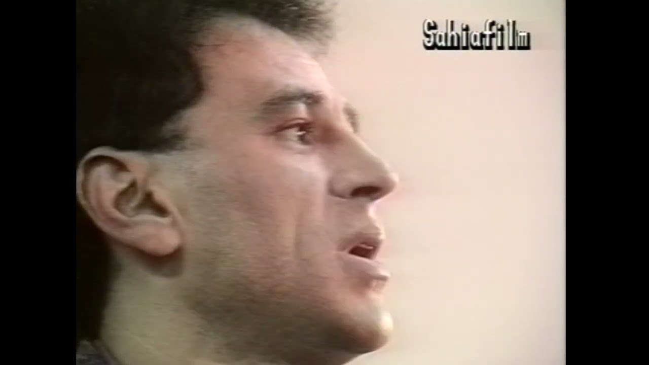 Ioan Luchian Mihalea dirijând SONG pentru ULTIMA OARĂ