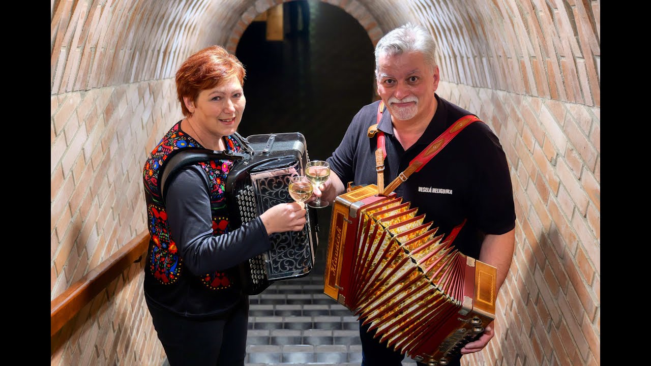 S heligonkou na kus řeči ,host  harmonikářka Martina Zavadilová