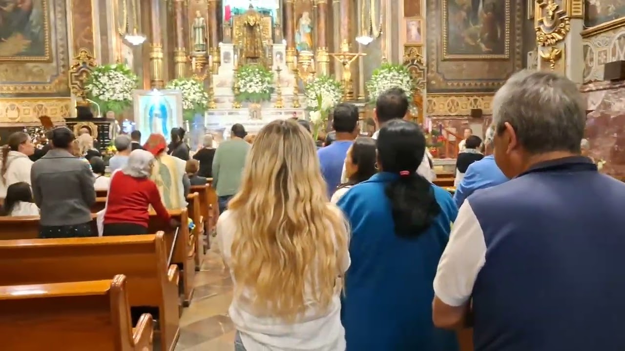 ENTRANDO AL SANTUARIO DE LA VIRGEN DE GUADALUPE EN GDL
