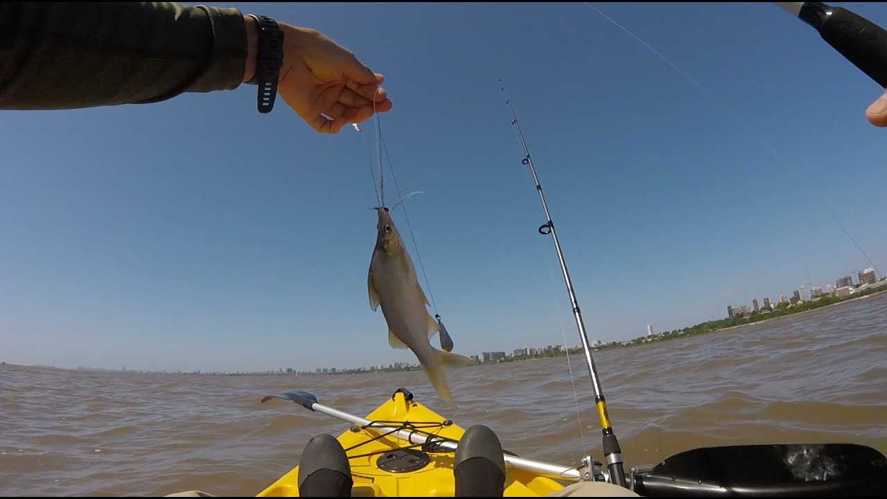 PESCA EN KAYAK: Rio de la Plata (Bajada de Anchorena), Viento y algo de pique!