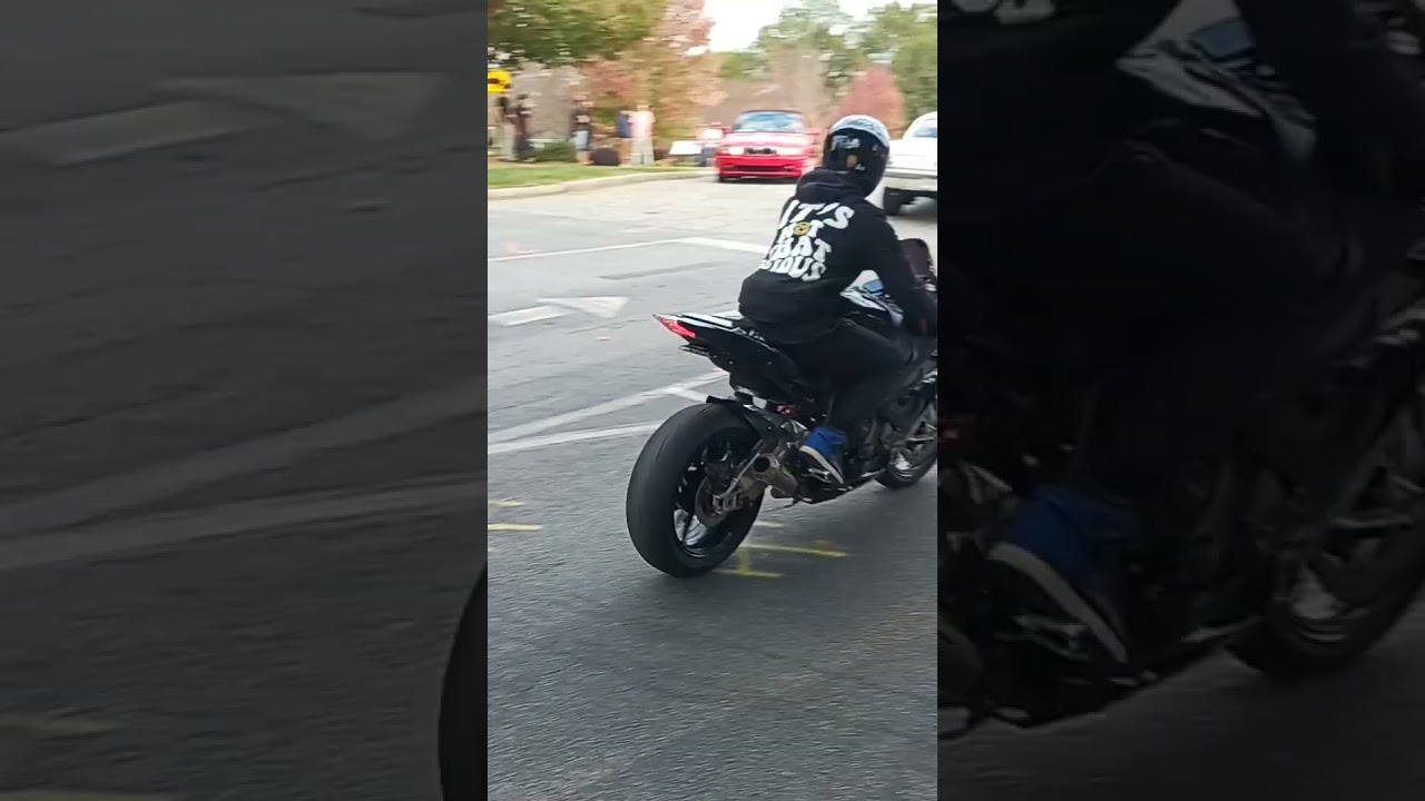 BMW S1K rev bomb #bmw #s1000rr #s1krr #revbomb #motorcycle #carsandcoffe