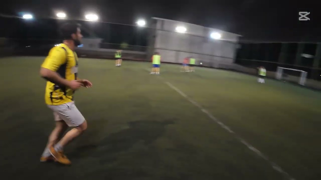 Sahanın İçinden V 1