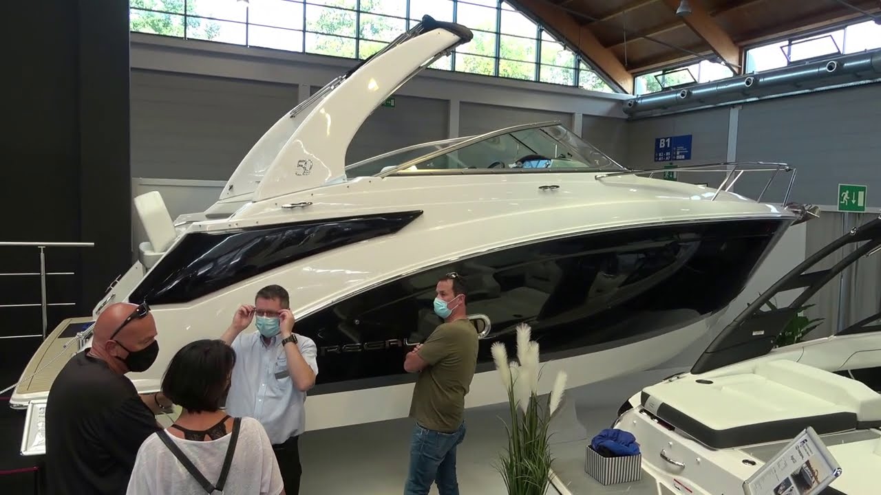 Regal 26 Express yacht 2021 (149.000€)
