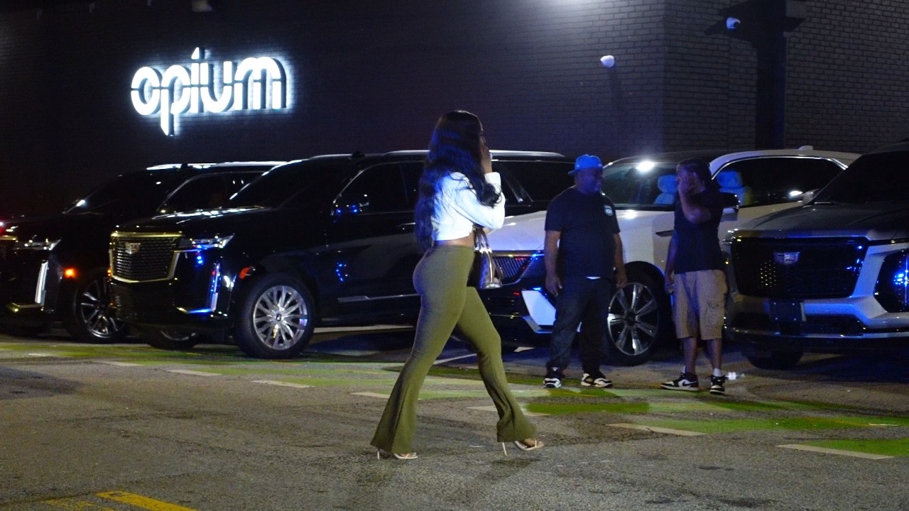 G Herbo & 21 Savage at OPIUM NIGHT Club in Atlanta! Escalade IQs, Trackhawks, Benz EQS