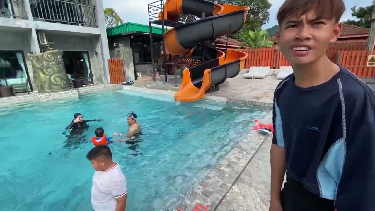 ข้าวหอม กับพี่มังกร พักโรงแรม มณีเทล กระบี่ MANEETEL HOTEL  ติดชายหาดอ่าวนางแลนด์มาร์คไนท์มาร์เก็ต