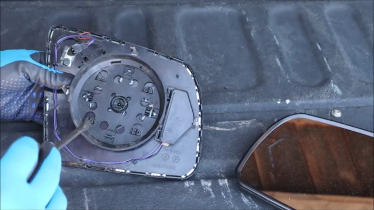 How to Replace Side Mirror Glass 2007-2020 Toyota Tundra