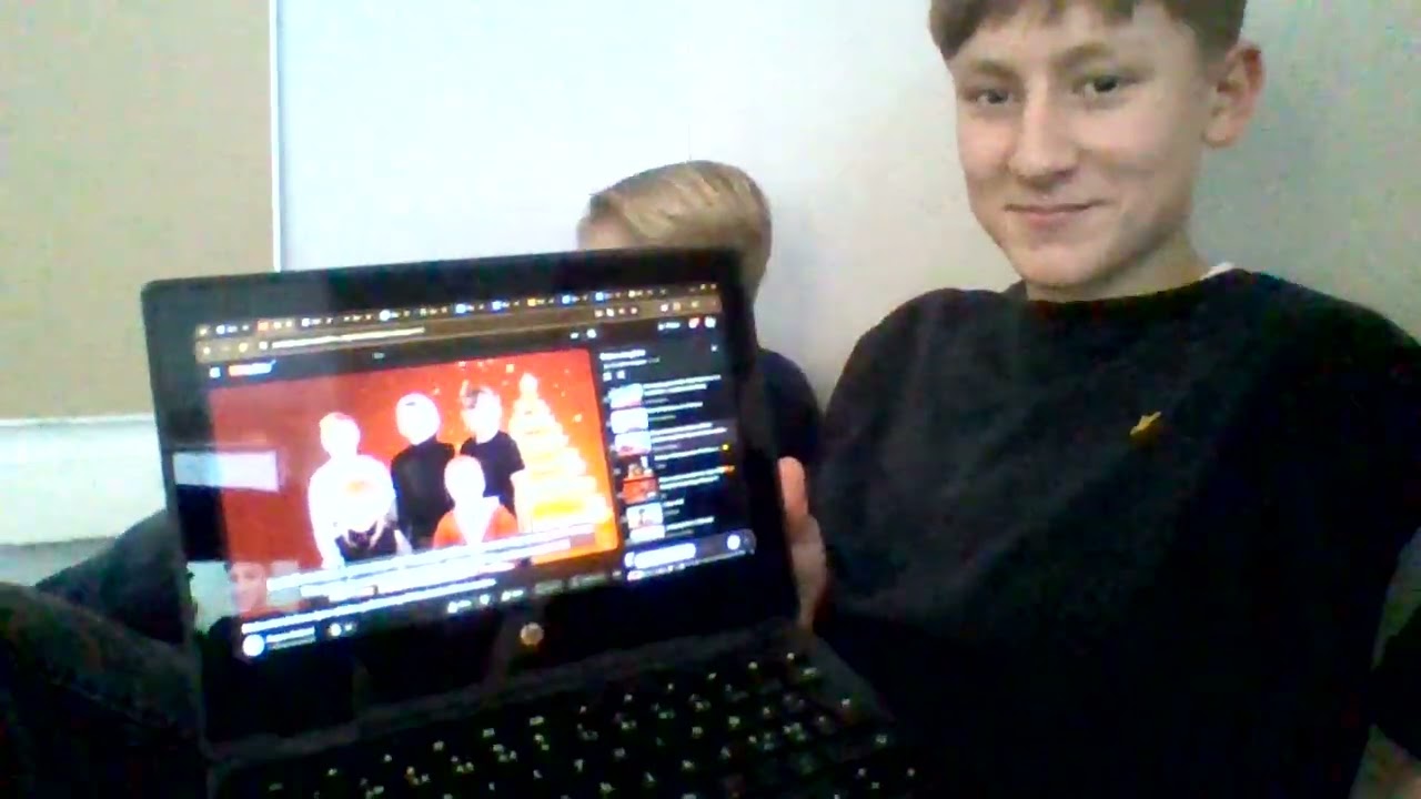 svenska med mille, felix och nils.