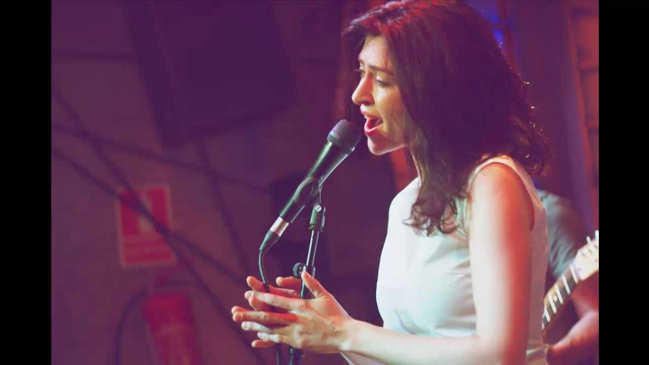 Marilia - Casi me rindo (ac&uacute;stico)