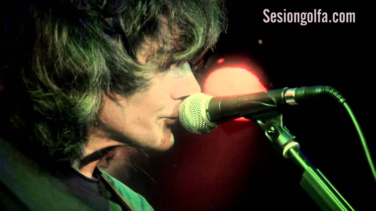 Antonio Vega Acústico - Tuve que Correr + Elixir de Juventud
