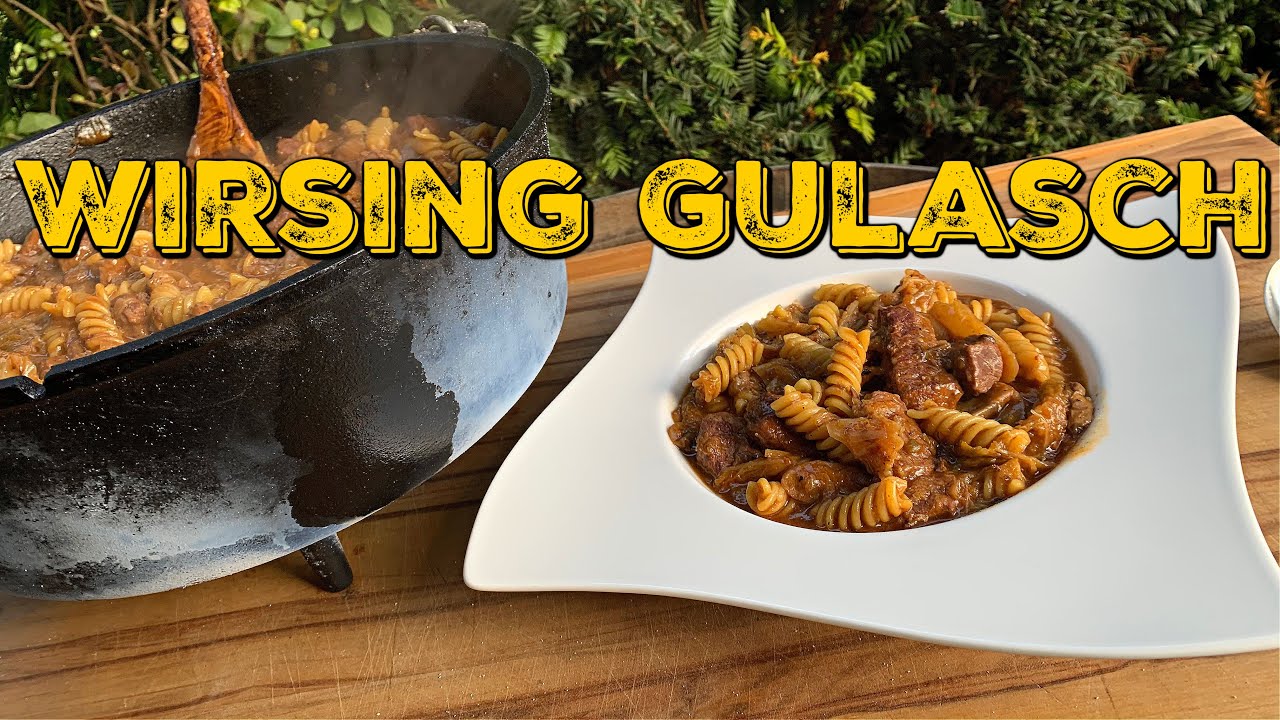 WIRSING GULASCH MIT NUDELN AUS DEM DUTCH OVEN - One Pot Gericht