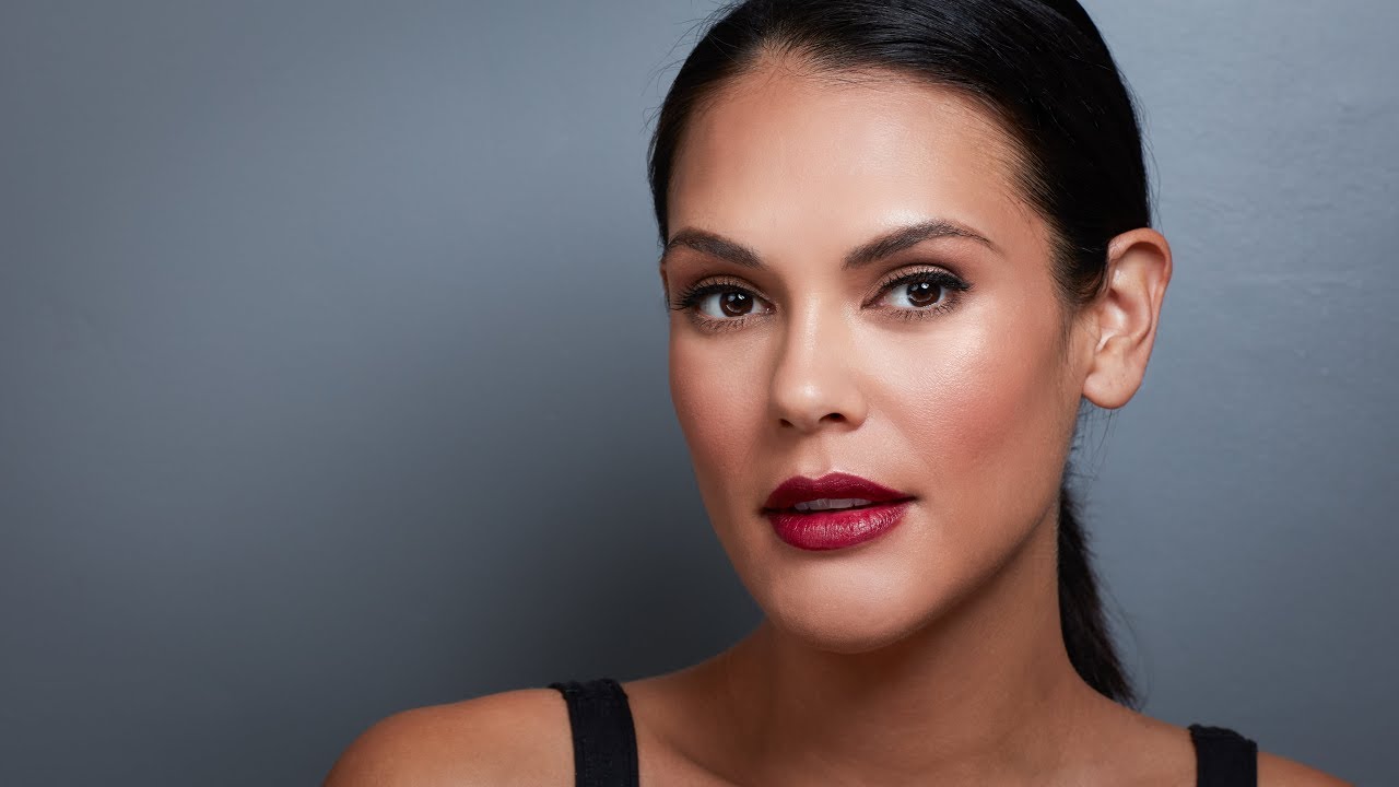 Modern Berry Lips for the Fall | Monika Blunder
