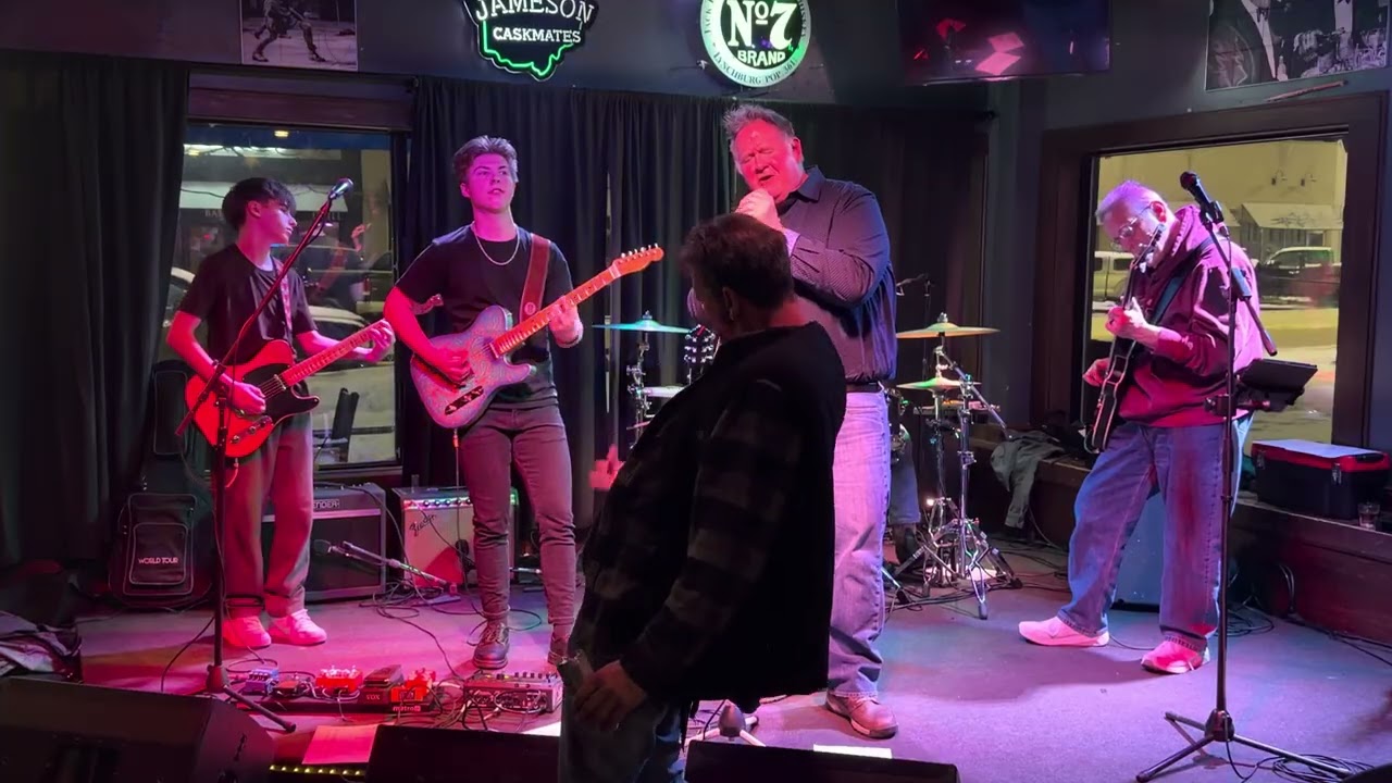 Joey w/ Kentucky Thunder - Tennessee Whiskey