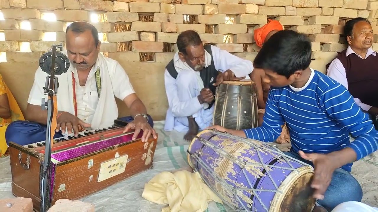 BTS भजन रिकॉर्ड करते समय हुई मिस्टेक 👌💯✅💐🥰!!#desi_sangeet_up24 #song #bhajan 