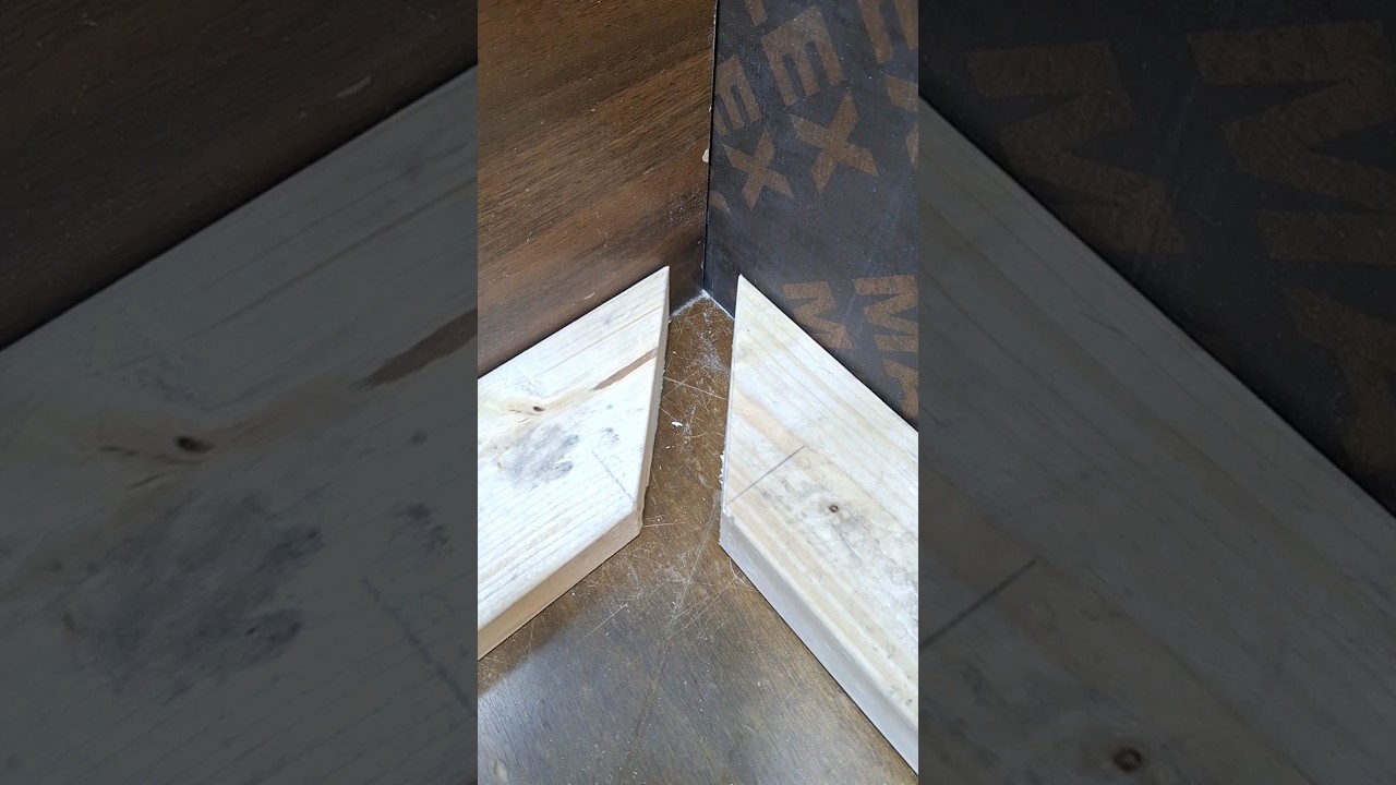 Easy 45 Degree Miter Joint #howto #tutorial #shorts #carpentry #woodworking