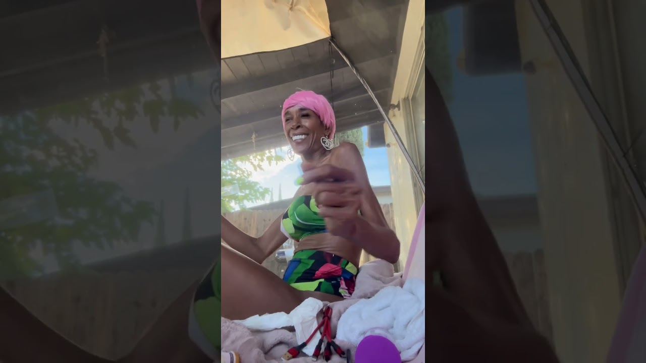 go stupid ,#e40 #ai#beyonc&eacute; #ai#kanye #jayz #kendricklamar #drake#swissbarbiebone #tmz#tsr #b#yumyum