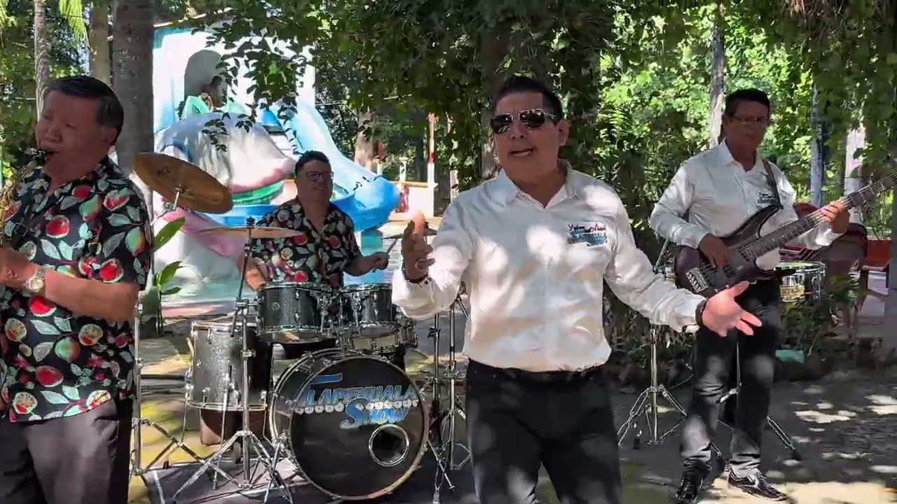 Grupo Moneda Ft Tlapehuala Show /Te Extaño Tanto. Autor Chava Rayo 