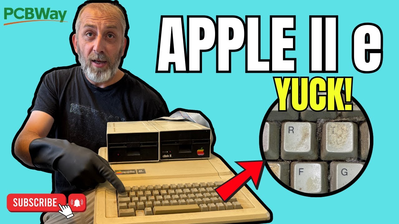 Apple IIe Restoration - First power test and strip down