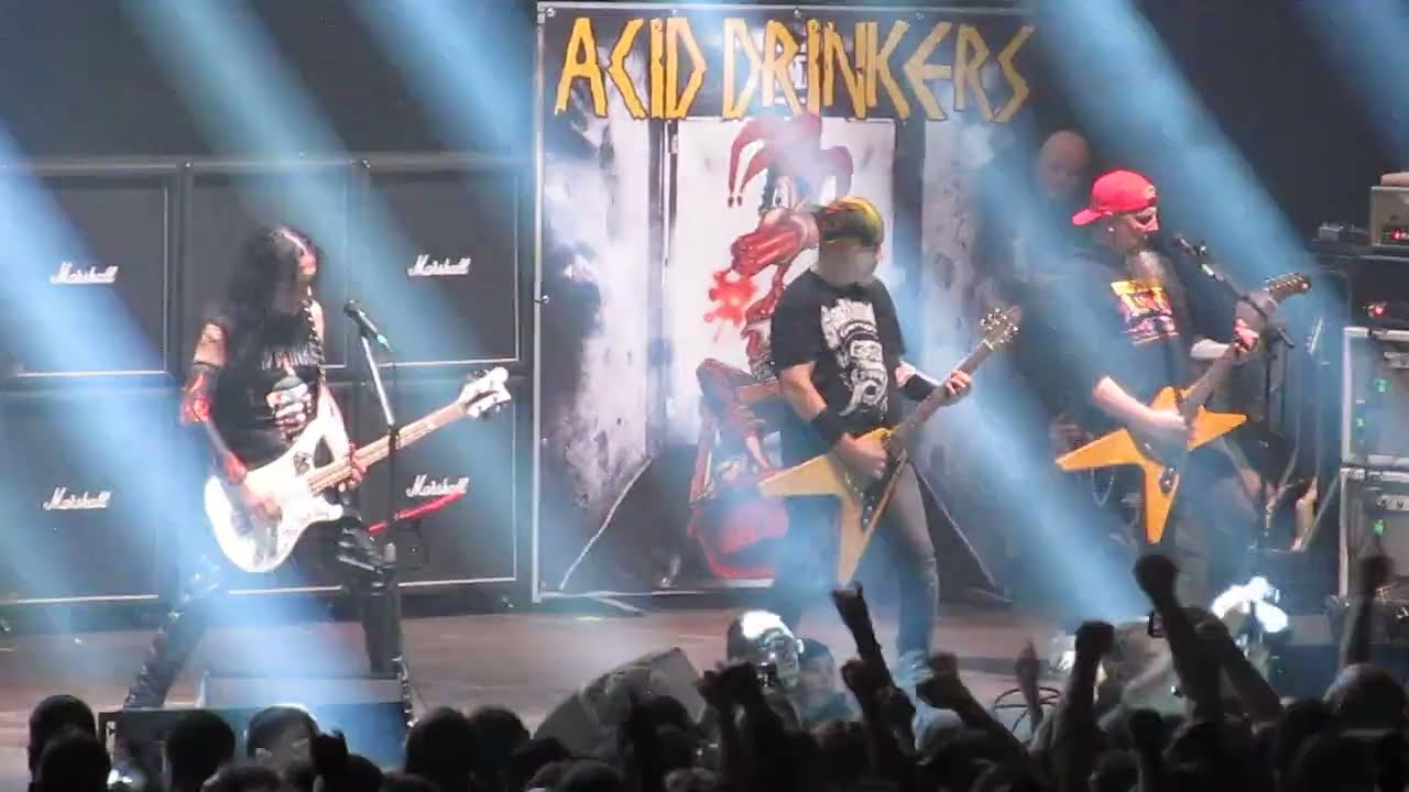 Acid Drinkers - Drug Dealer / Dancing in the Slaughter House @ Spodek, Katowice 20.12.2025