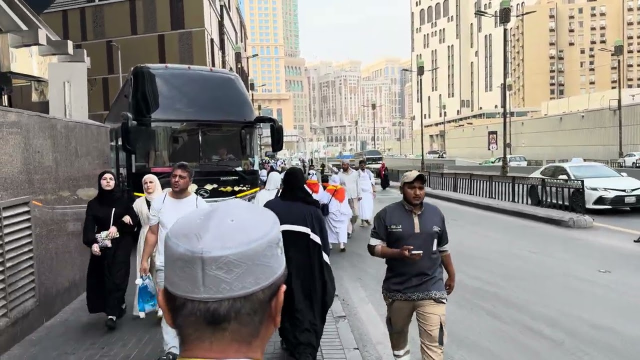 Umrah SQ - On our way to Masjidil Haram, Makkah. Part 1