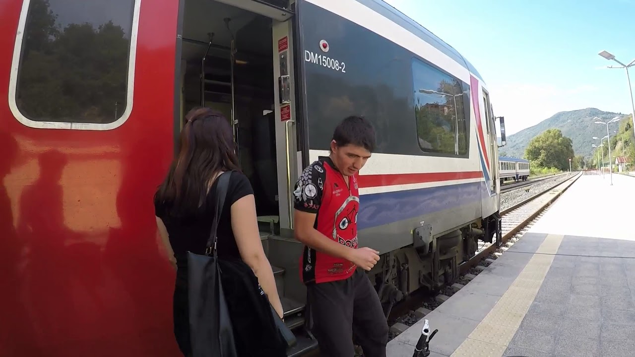 Yenice'den  trene biniş. 3 kez lan demişim. Kusura bakmayın lütfen...