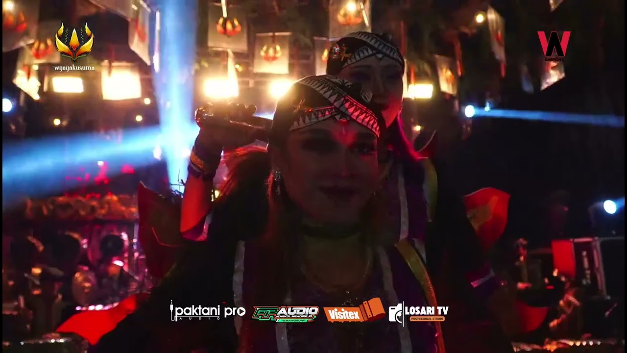 Pesona Ratu warok @nyaibendolegi Saleho Karya budaya di acara WIJAYA KUSUMA dusun Klesem, TMG. 