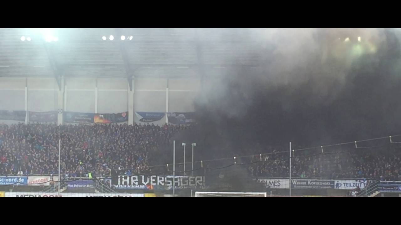Paderborn Abstieg 15.05.16 Pyro