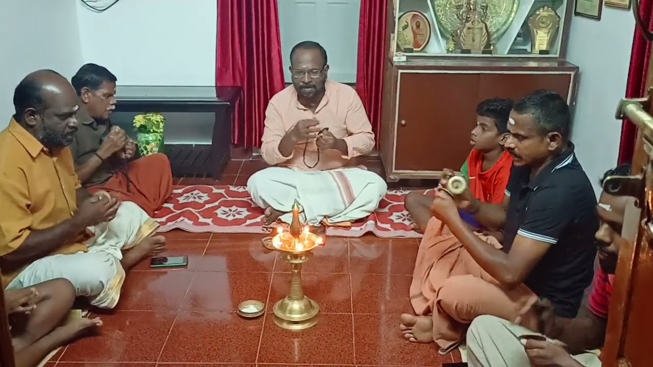 തൃപ്പാളൂർ ഭഗവതിപ്പാട്ടു സംഘം , പാലക്കാട് ..... പഠന കളരി(2)