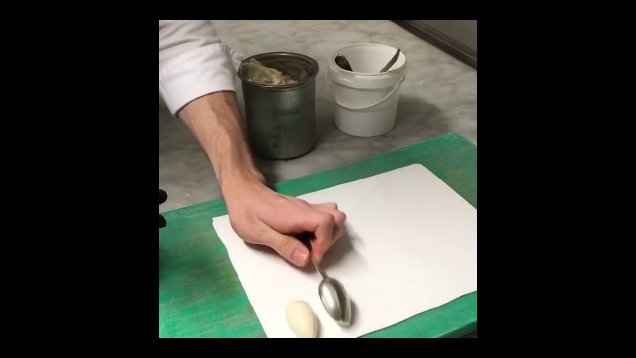 Quenelle Technique - Method 2 The Michael Jackson / One Gloved Hand