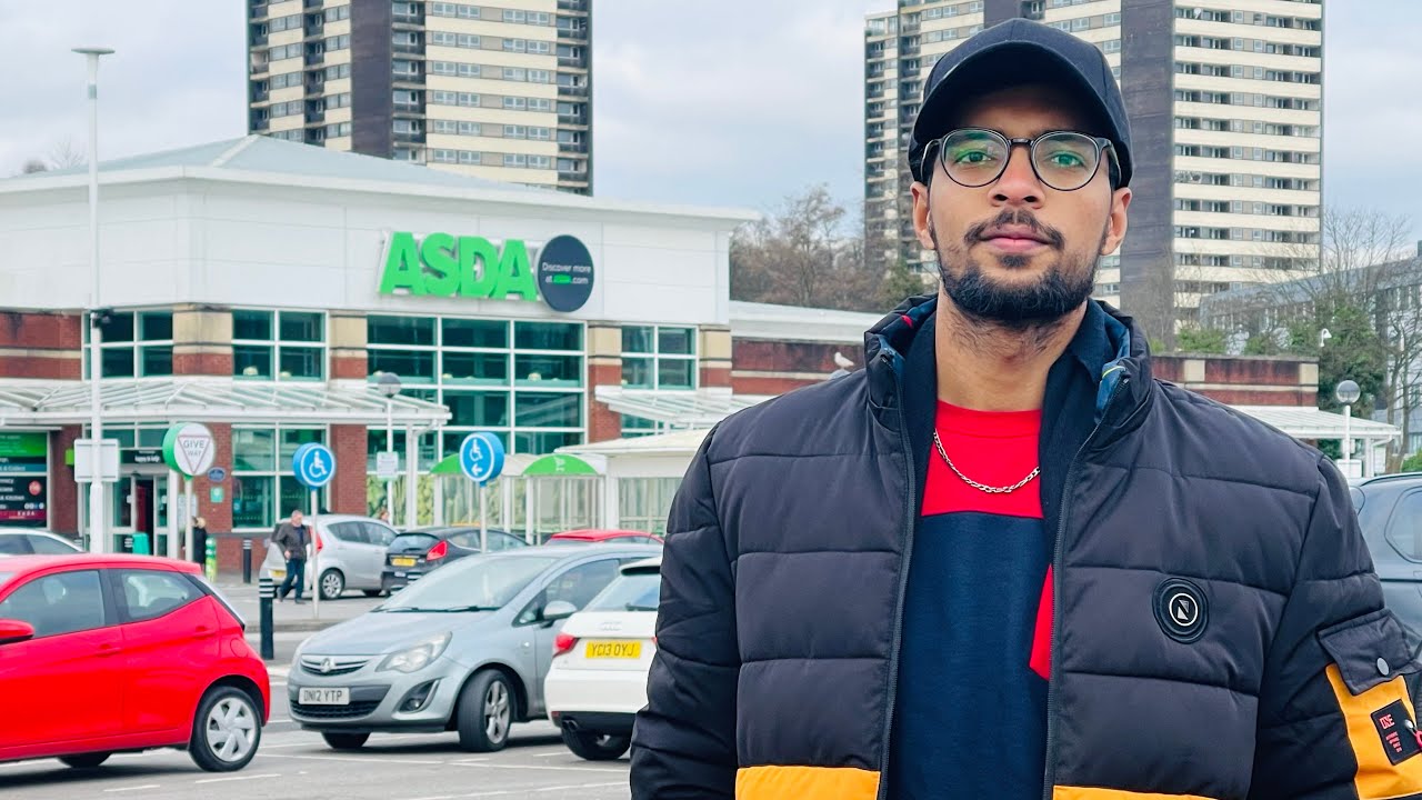 Exploring Rochdale and Grocery Shopping at Asda with my Friend | Fun Day Out Vlog🇬🇧 