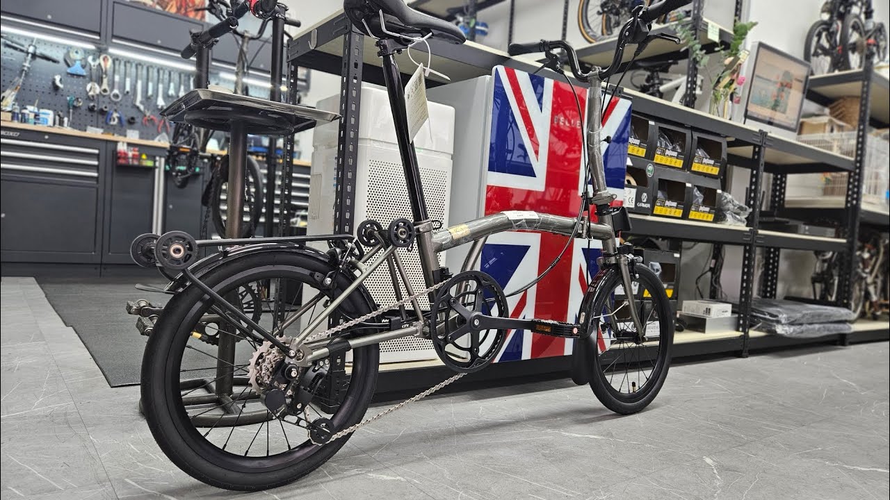 완성형 트라이폴드! 바이크스 시티 입고 및 간단소개