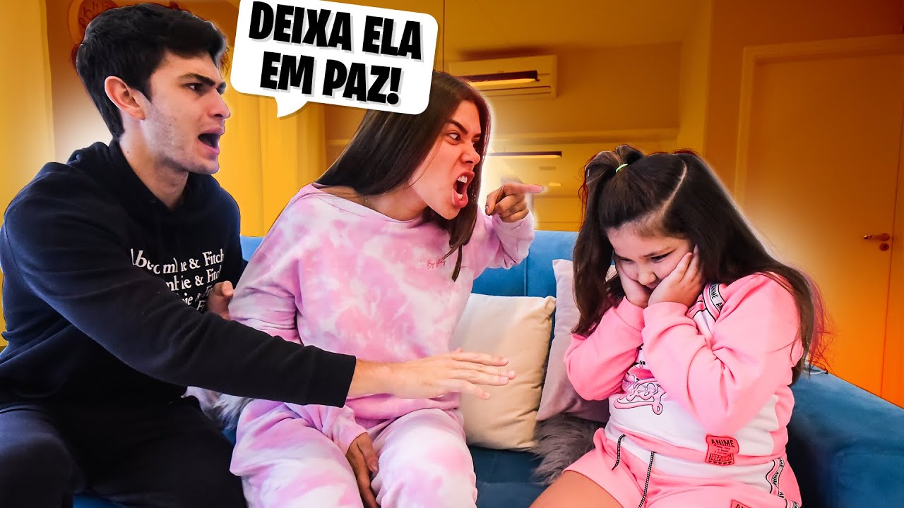 TRATEI MINHA IRMÃZINHA MUITO MAL NA FRENTE DO MEU NAMORADO E VI A REAÇÃO DELE...